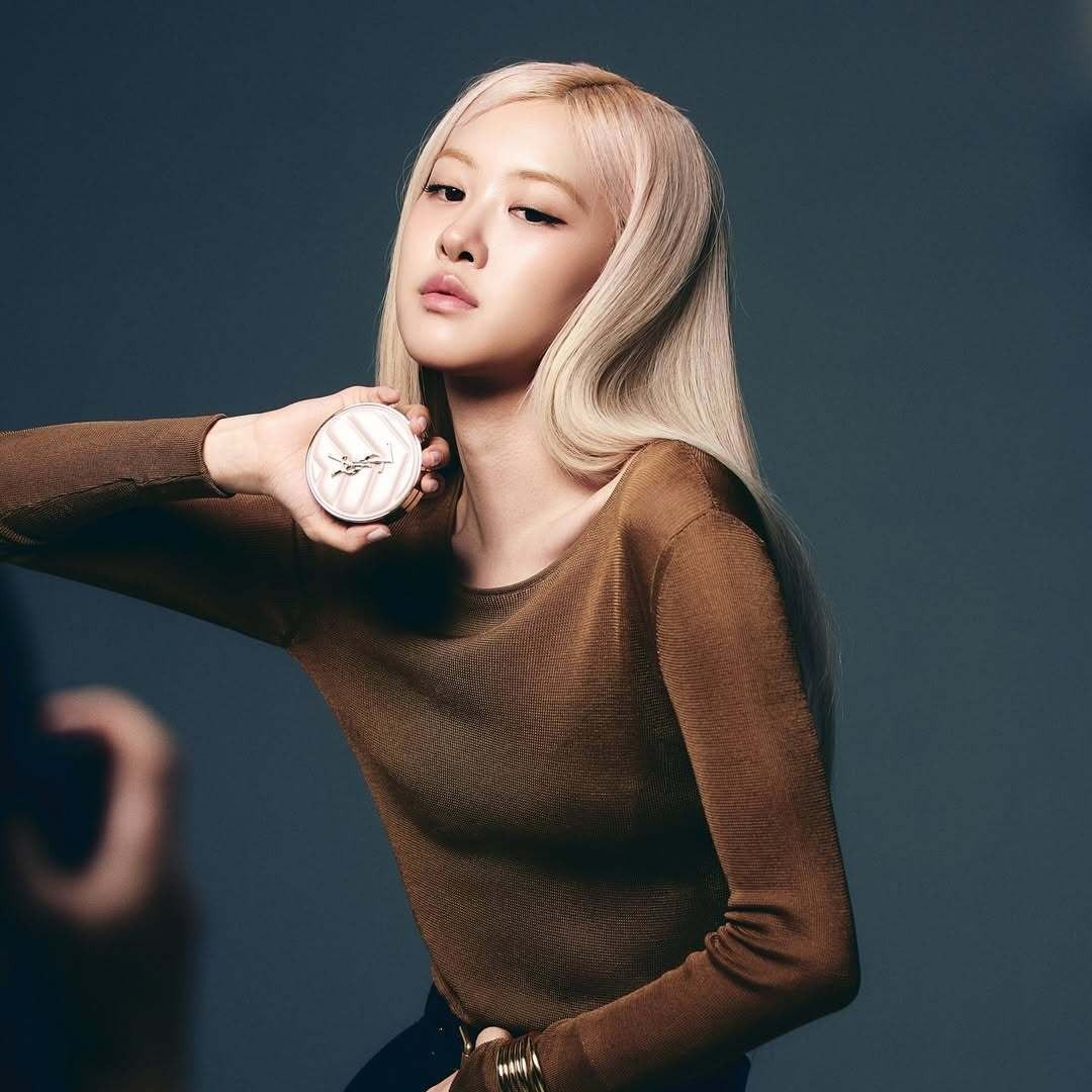 ROSÉ (BLACKPINK)的幕後花絮