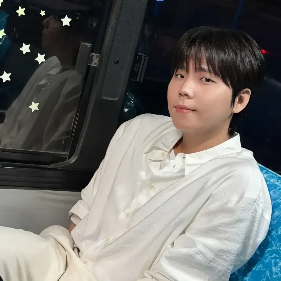 Recent activity shot of Jung Seunghwan