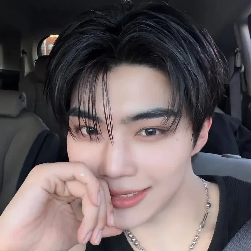 박건욱 (제로베이스원)의 비하인드 컷