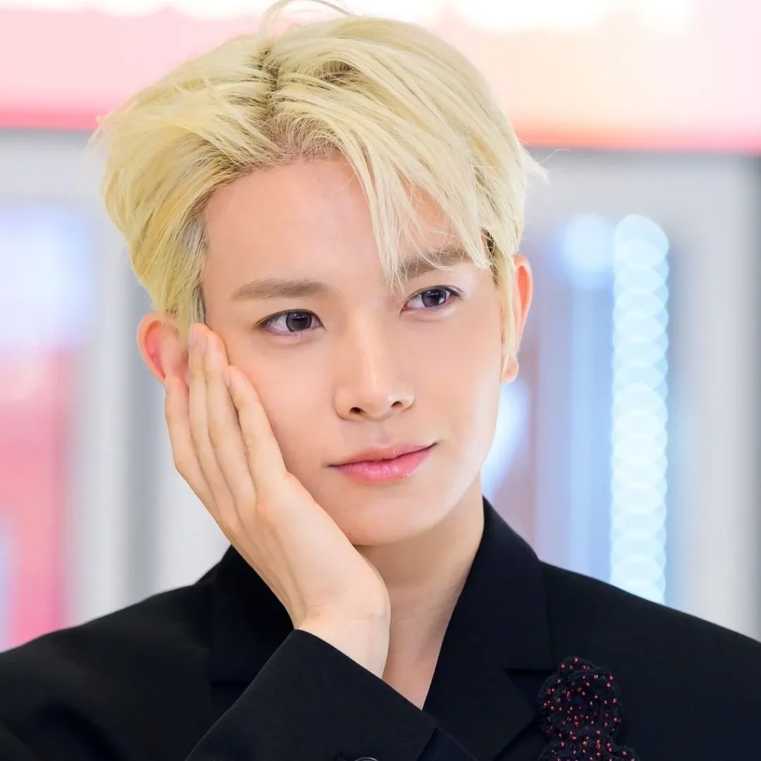 에반의 최신 사진