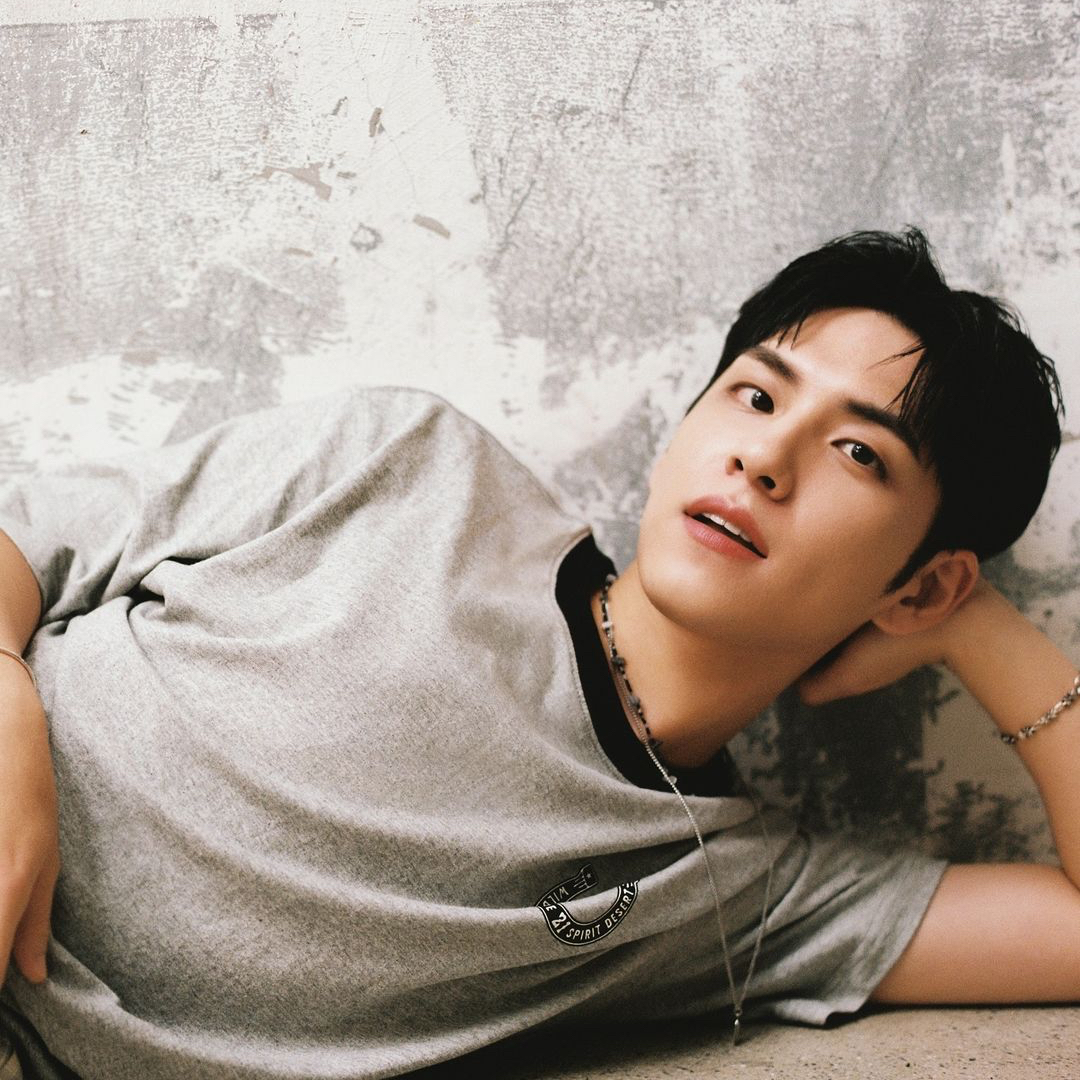 원필 (DAY6)의 최신 사진