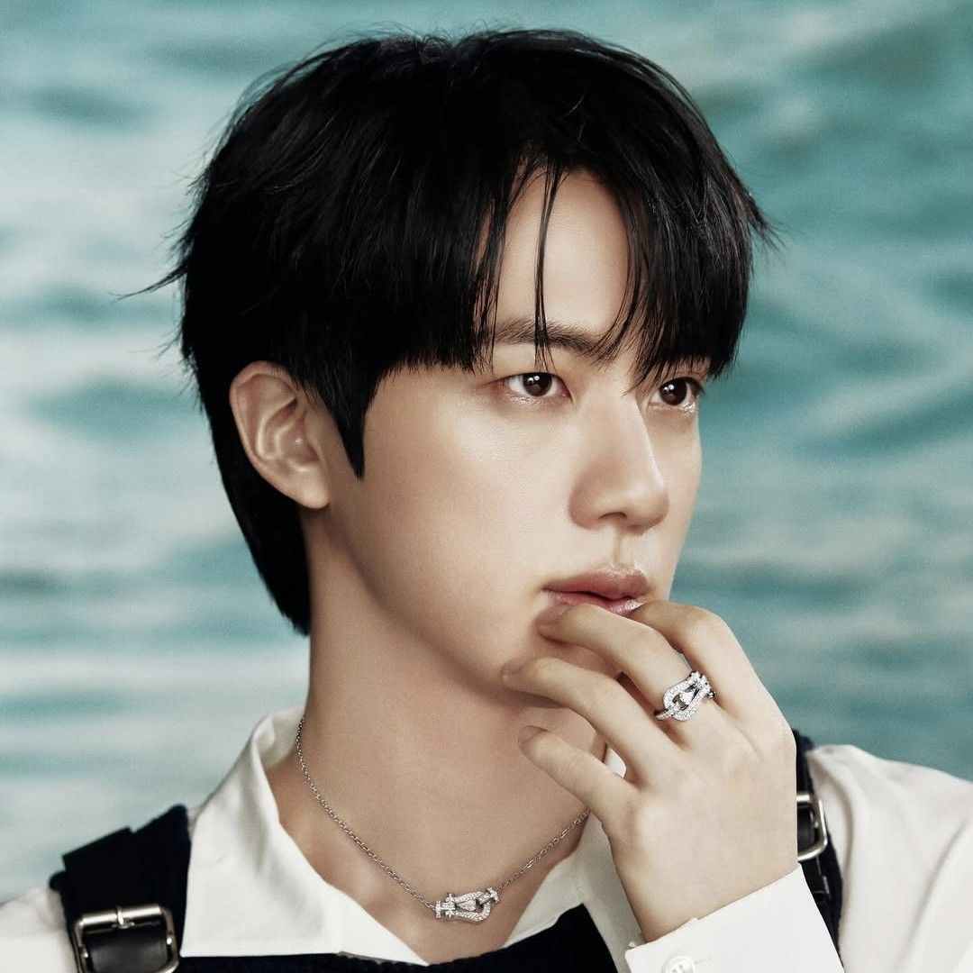진 (방탄소년단)의 최신 사진