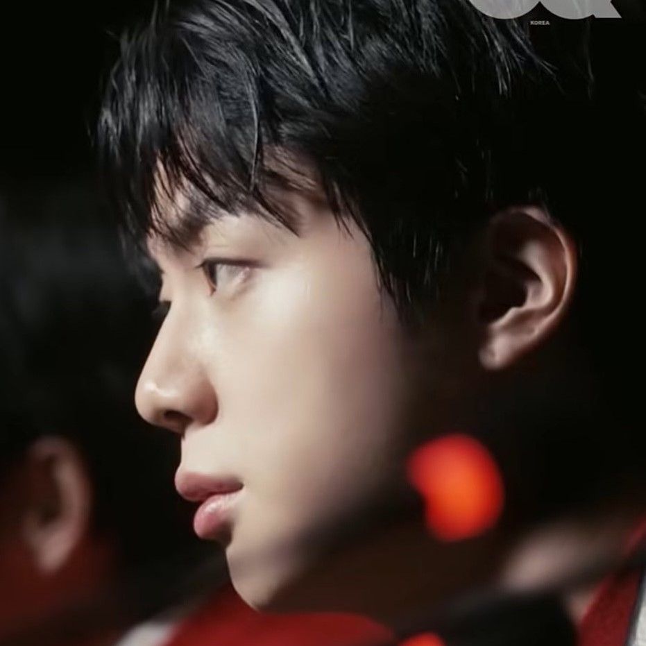 진 (방탄소년단)의 최신 사진