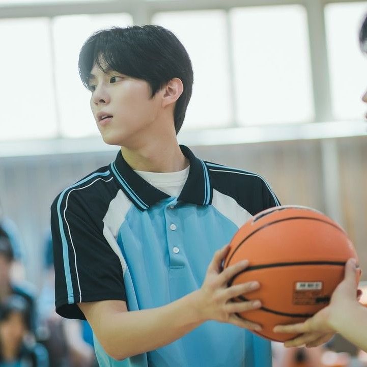 김우석 최근 활동샷