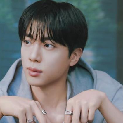Foto terbaru Jin (BTS)