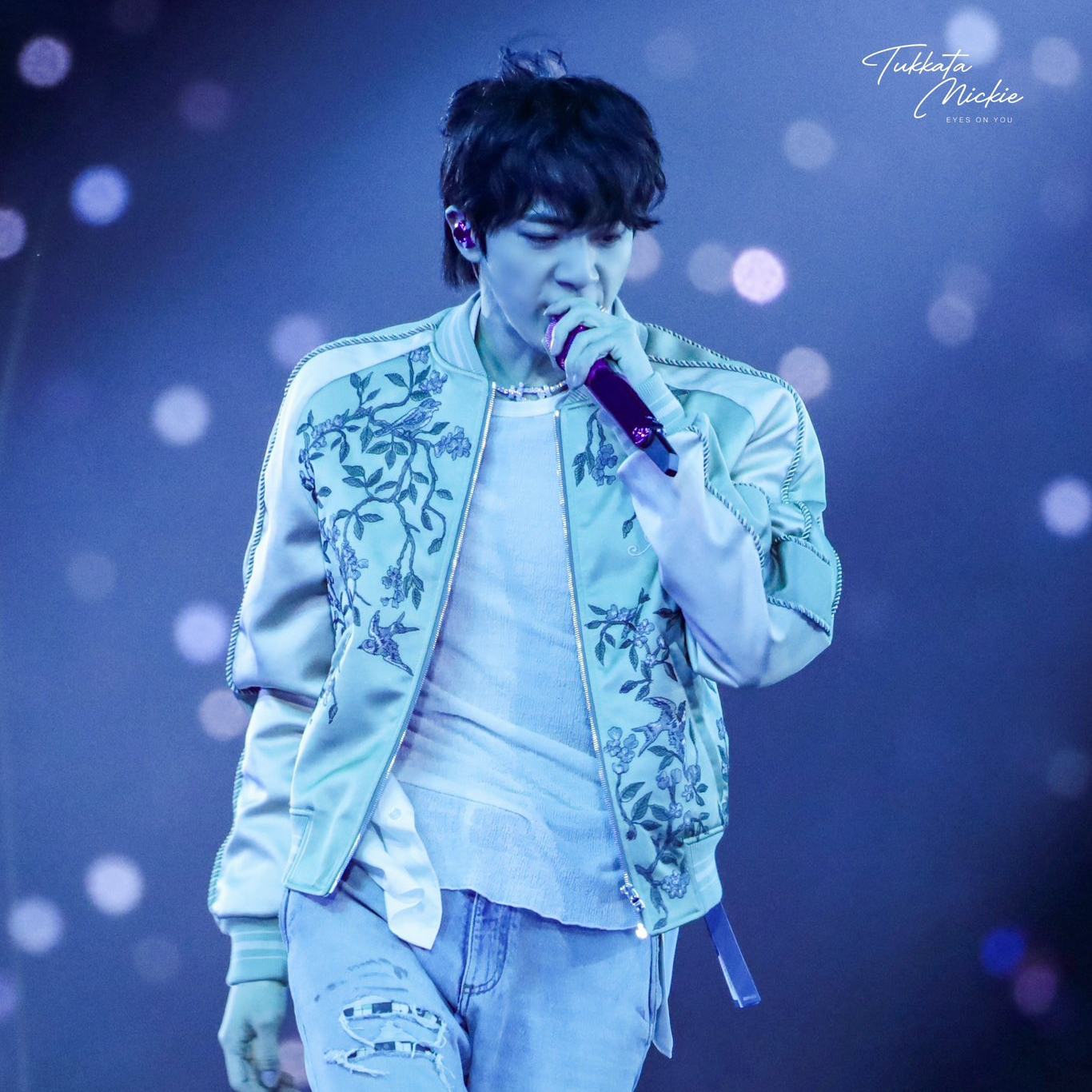 Foto aktivitas terbaru Jin (BTS)