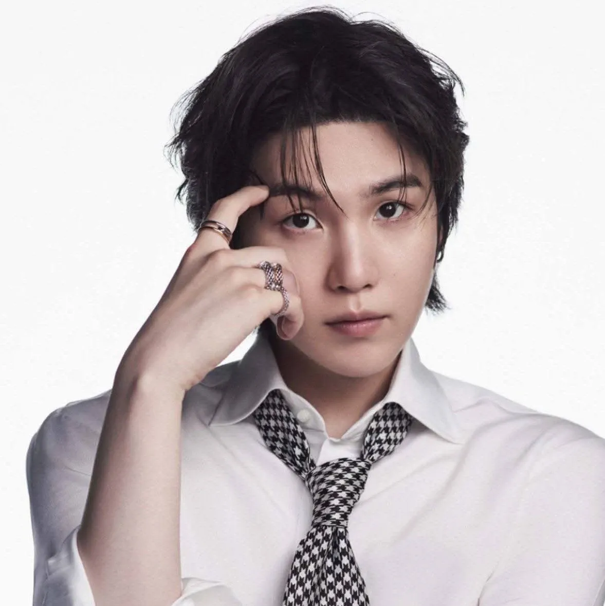 Behind-the-scenes cut of SUGA (BTS)