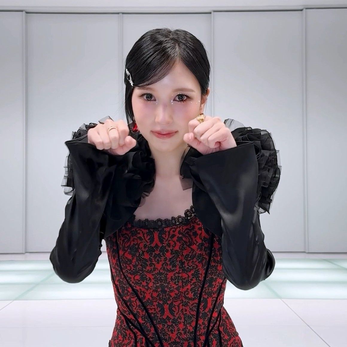 Recent activity shot of Mina (TWICE)