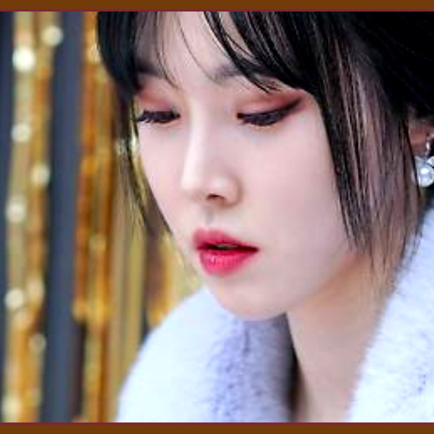 Behind-the-scenes cut of Yuju (GFRIEND)