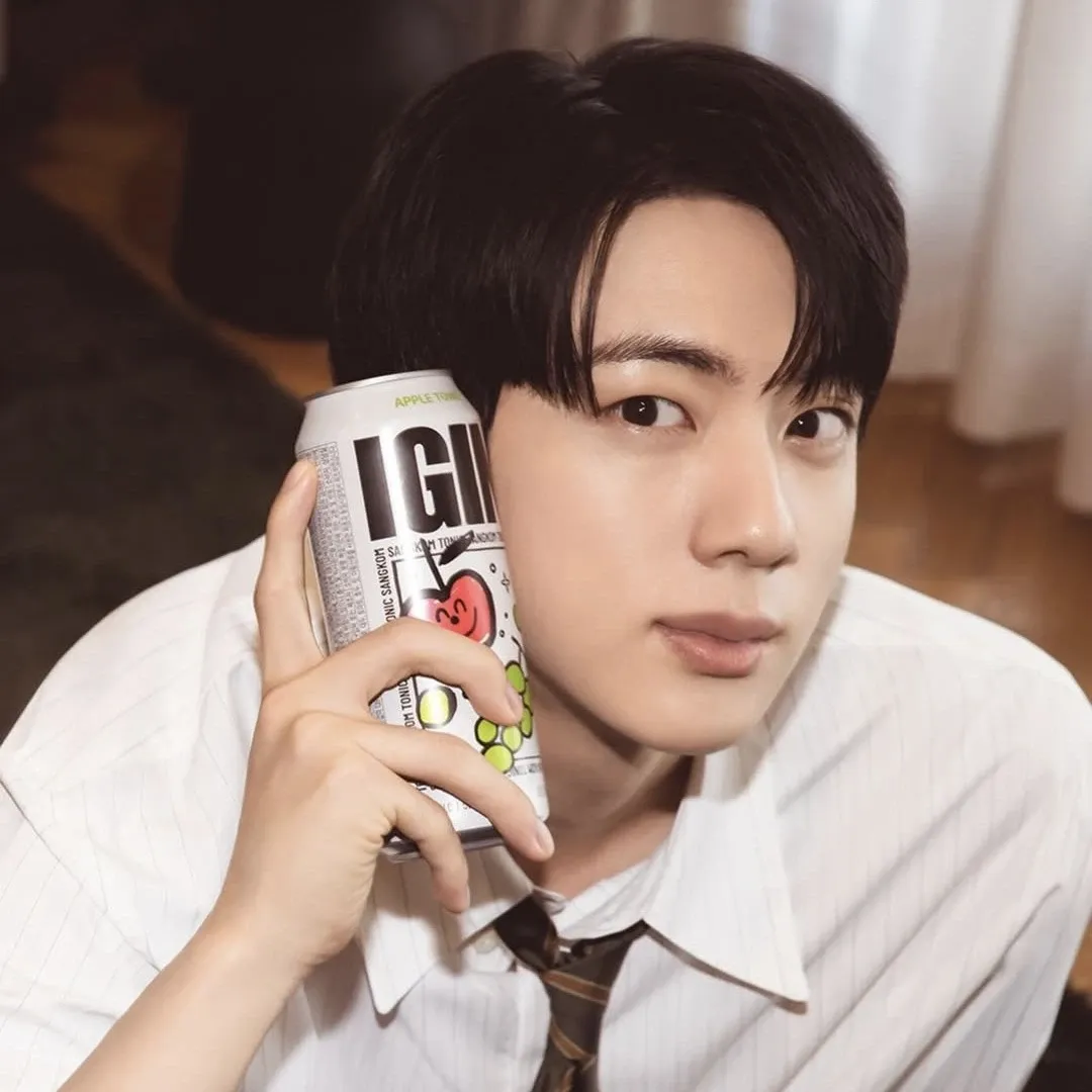 Foto terbaru Jin (BTS)