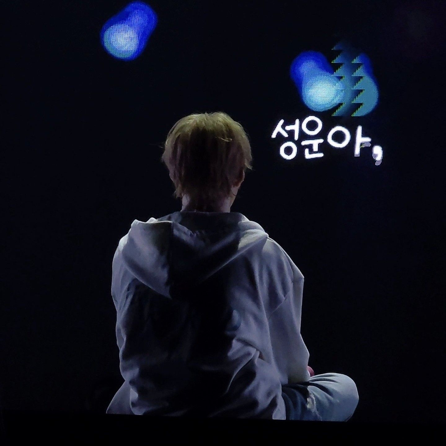 Behind-the-scenes cut of Ha Sungwoon