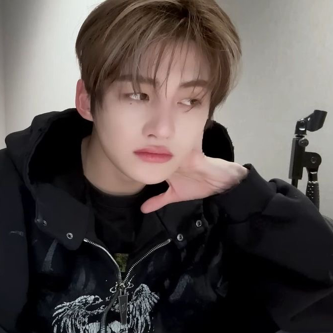 A moment captured by Jihoon (TWS)'s fan