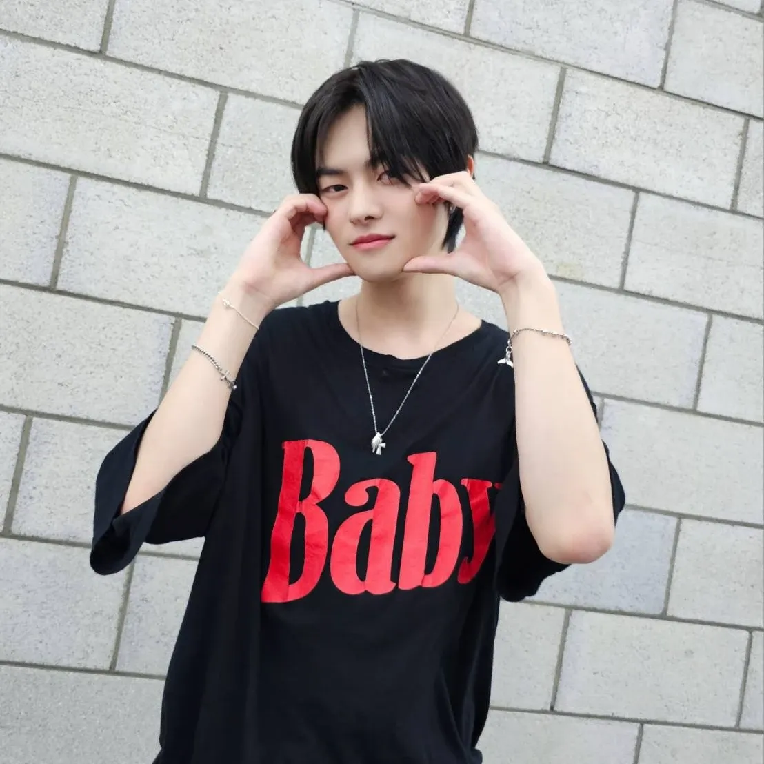 Behind-the-scenes cut of Lee Leo (ALPHA DRIVE ONE)