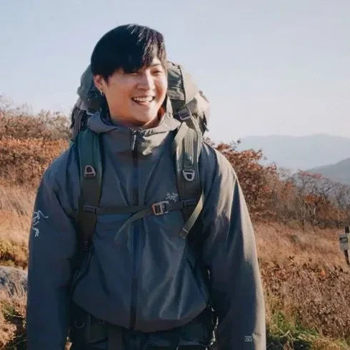 Popular profile picture of JAY B (GOT7) loved by fans