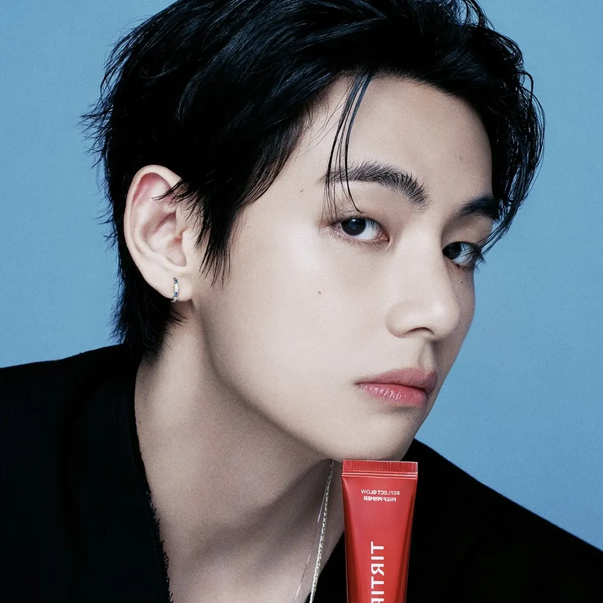 Foto aktivitas terbaru V (BTS)