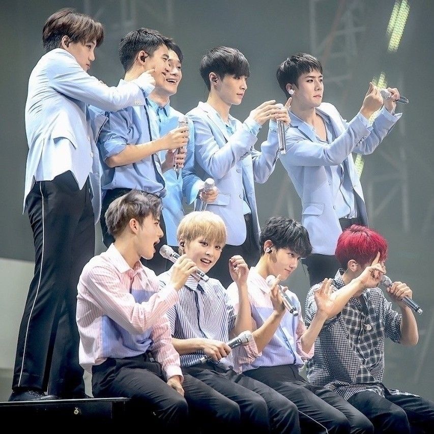 Behind-the-scenes cut of EXO