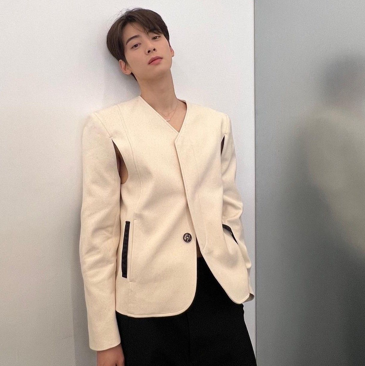 Behind-the-scenes cut of Eunwoo (ASTRO)