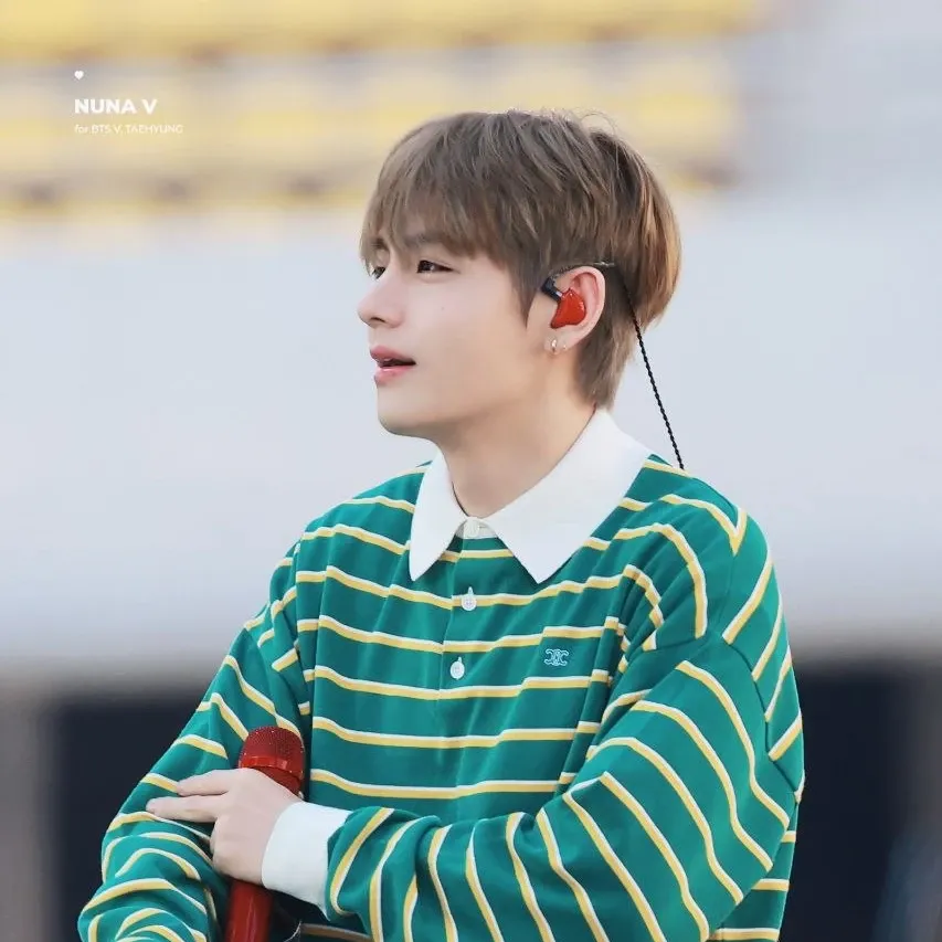 뷔 (방탄소년단)의 비하인드 컷