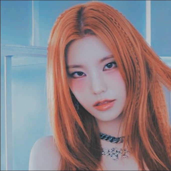 Latest photo of Yeji (ITZY)