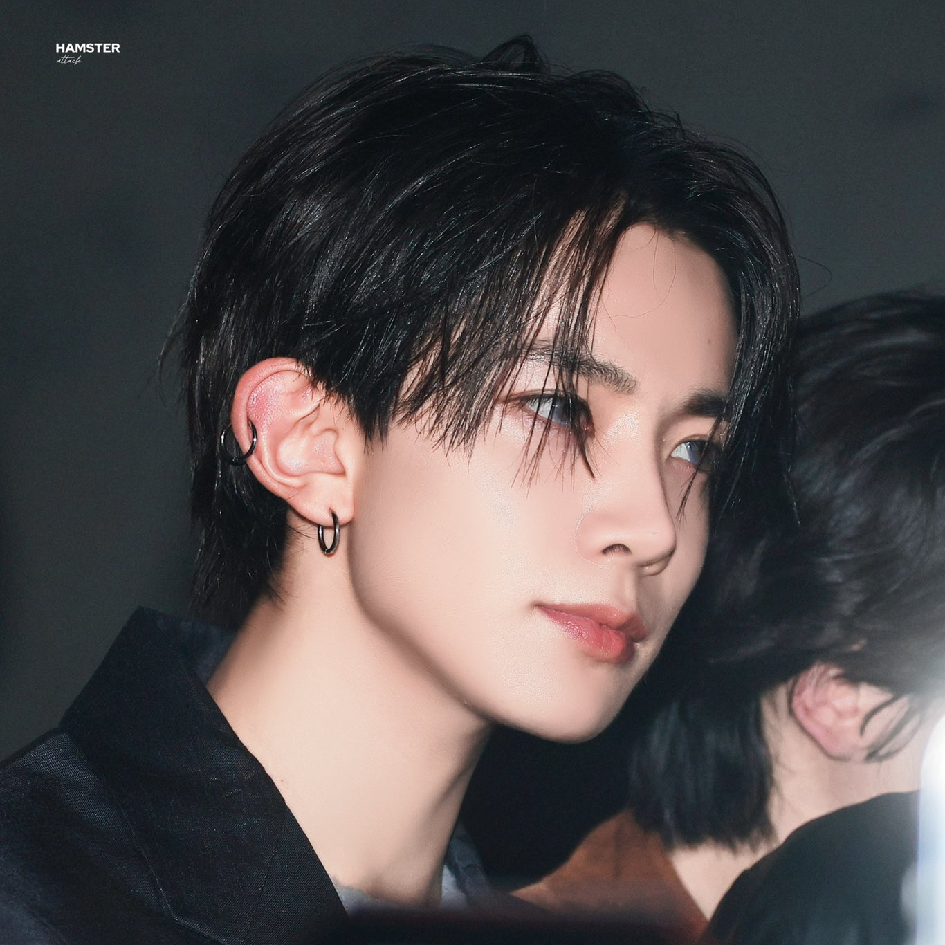 희승의 비하인드 컷