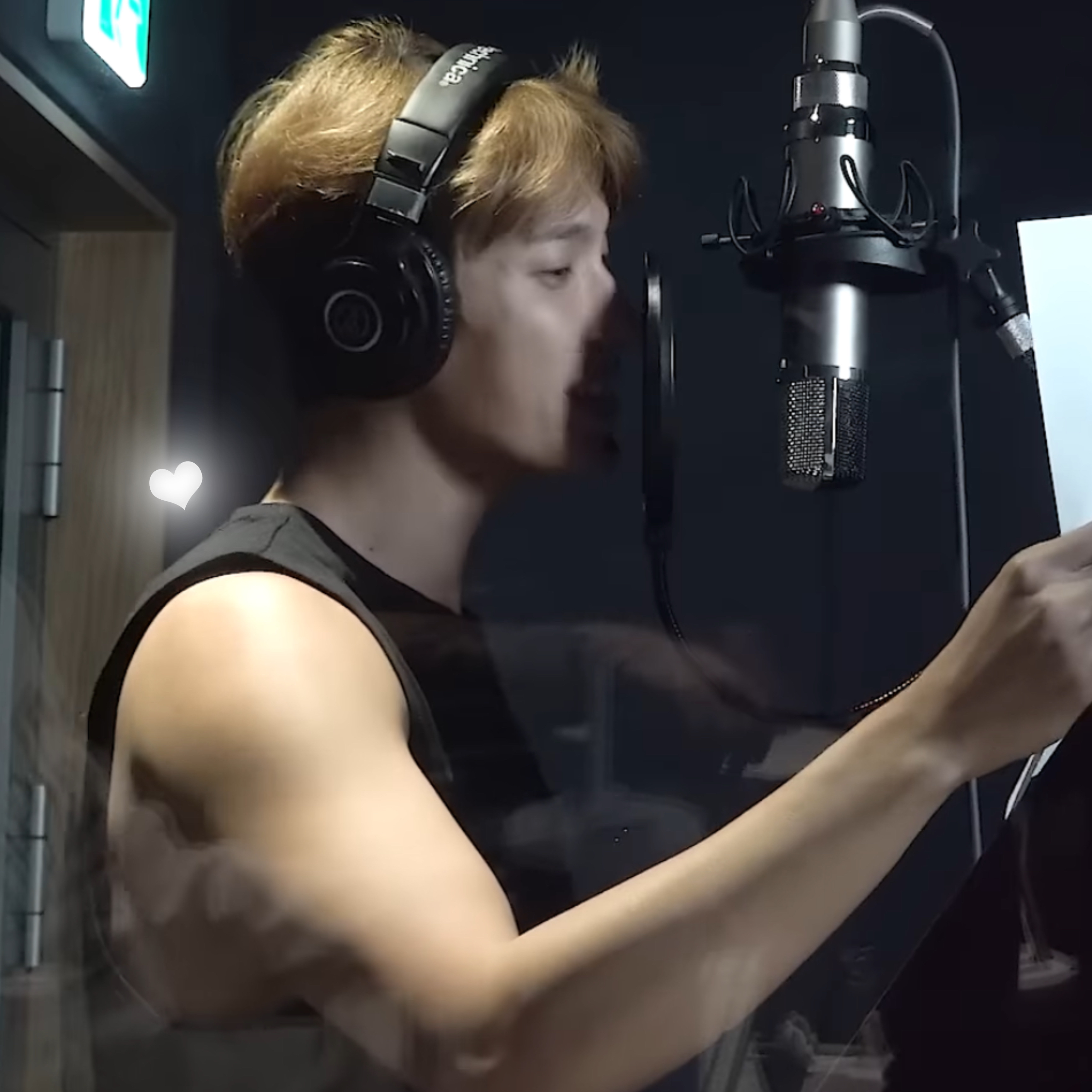 DK (SEVENTEEN)的幕後花絮