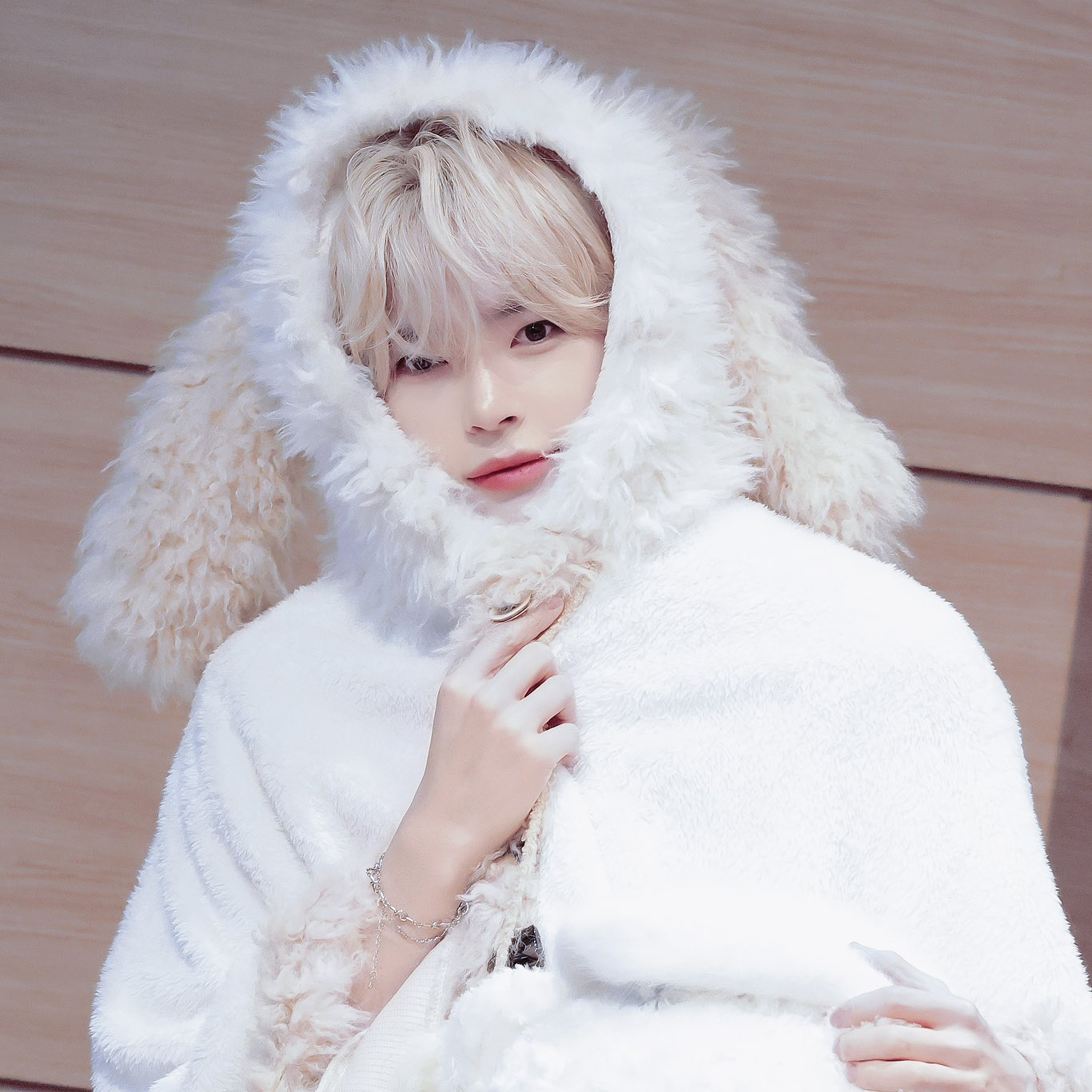 A moment captured by Sung Hanbin (ZEROBASEONE)'s fan