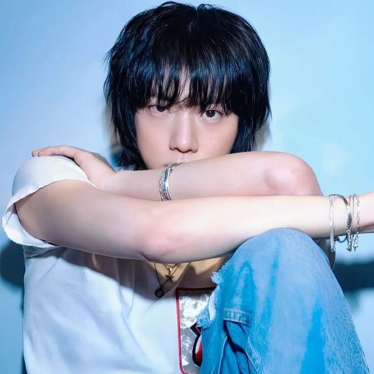 진 (방탄소년단)의 최신 사진