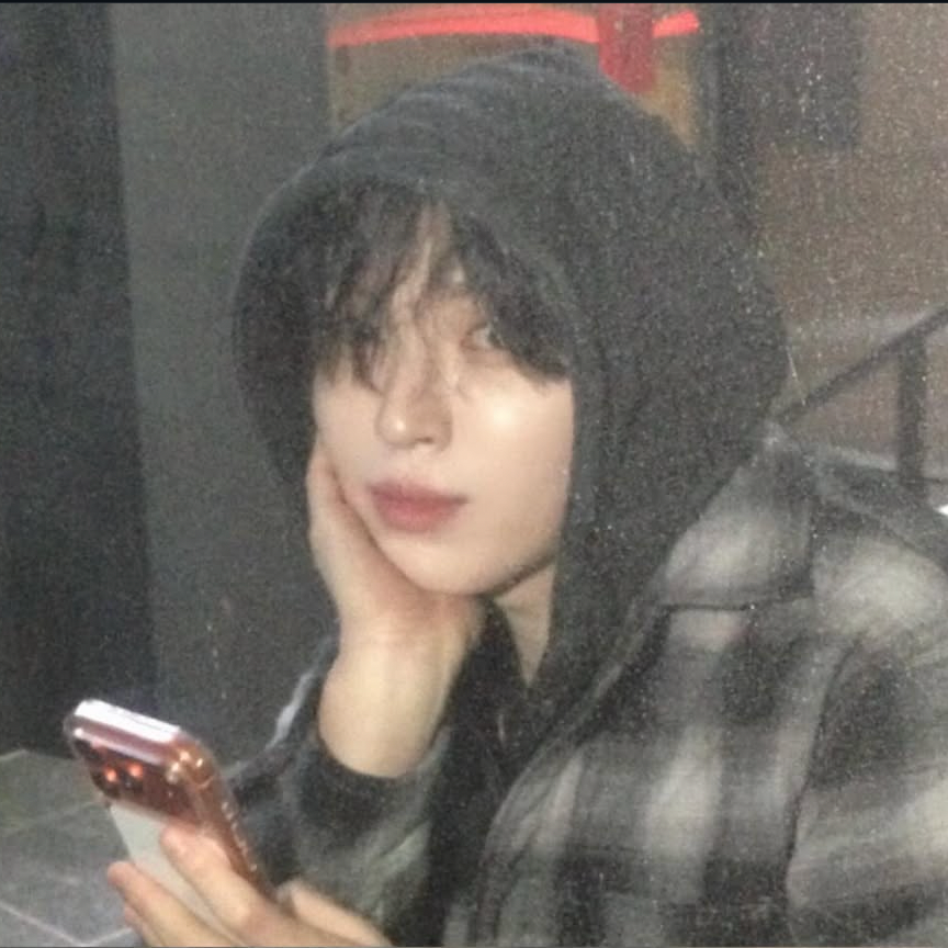 Latest photo of HEECHAN (DKB)