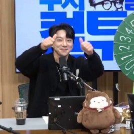 Recent activity shot of Hwang Chiyeol