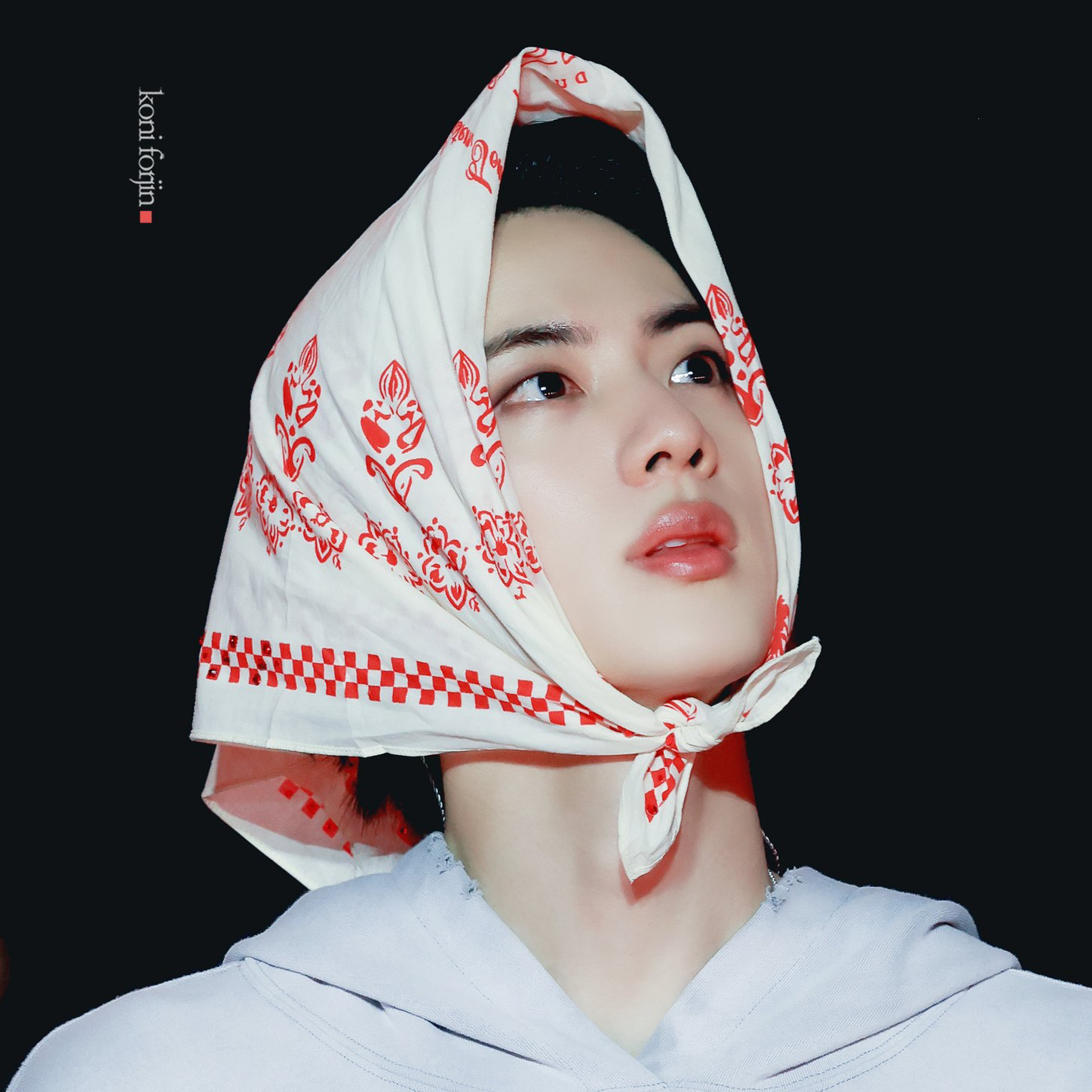 진 (방탄소년단)의 최신 사진