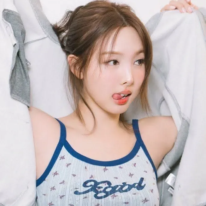 Potret di balik layar TWICE
