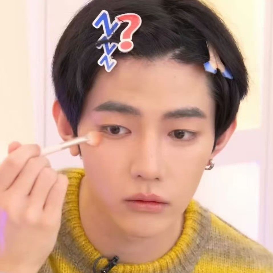 A moment captured by Zhang Hao (ZEROBASEONE)'s fan