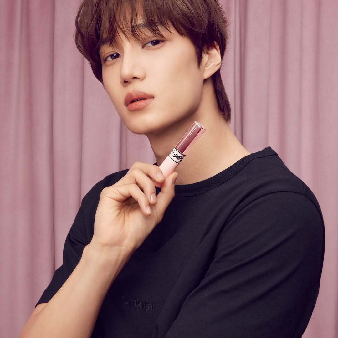 Momen yang diabadikan oleh penggemar Kai (EXO)