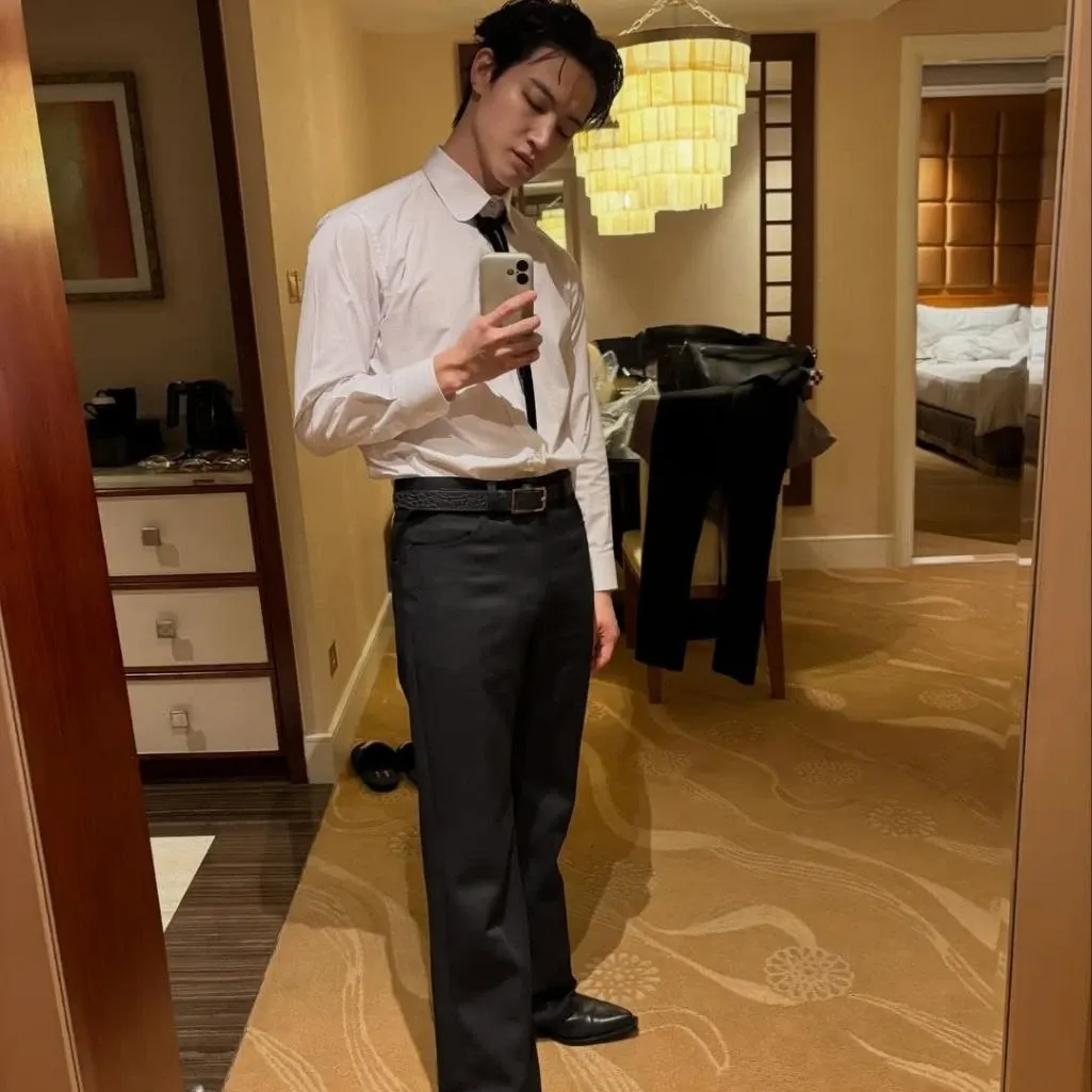 Foto aktivitas terbaru JAY B (GOT7)