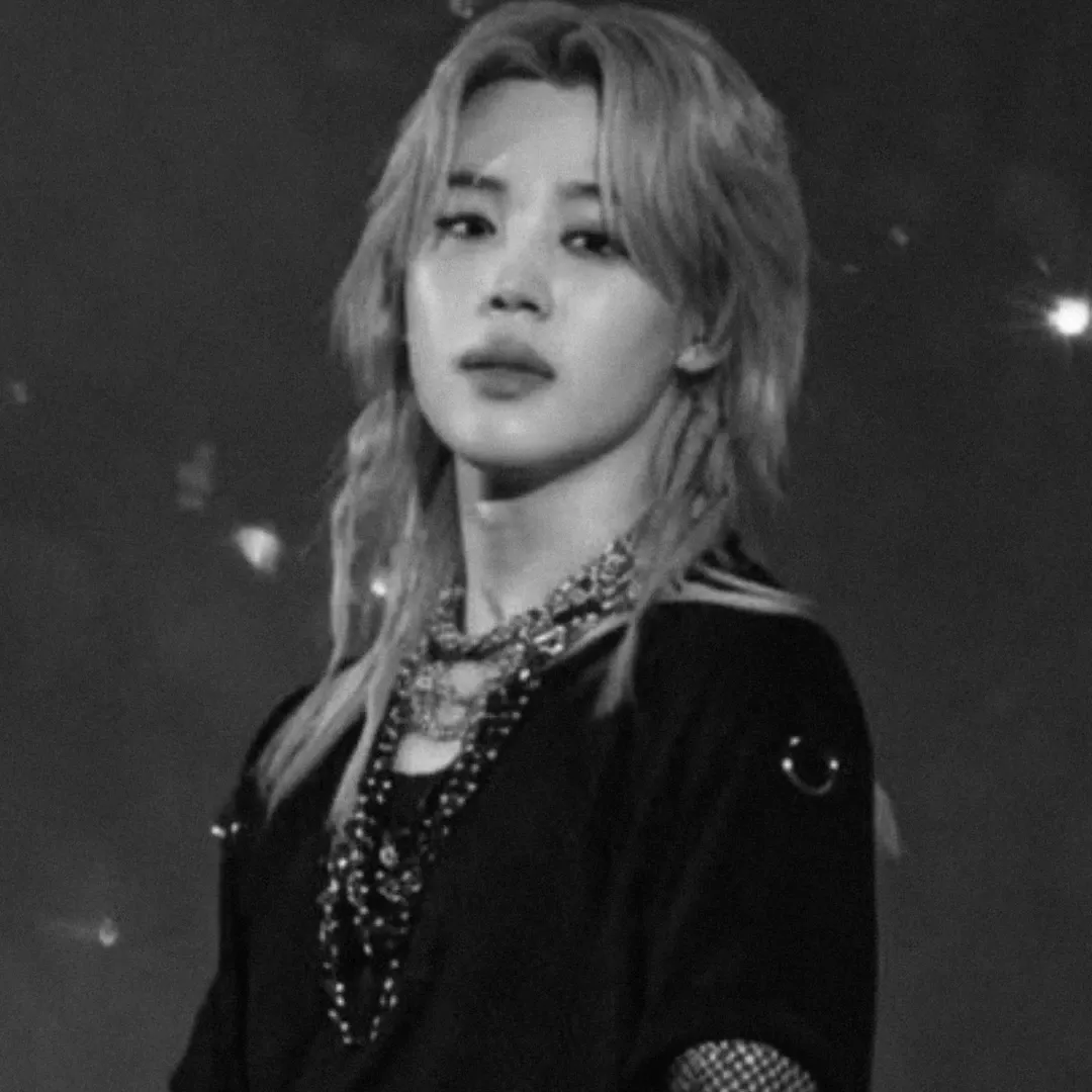 Foto aktivitas terbaru Jimin (BTS)