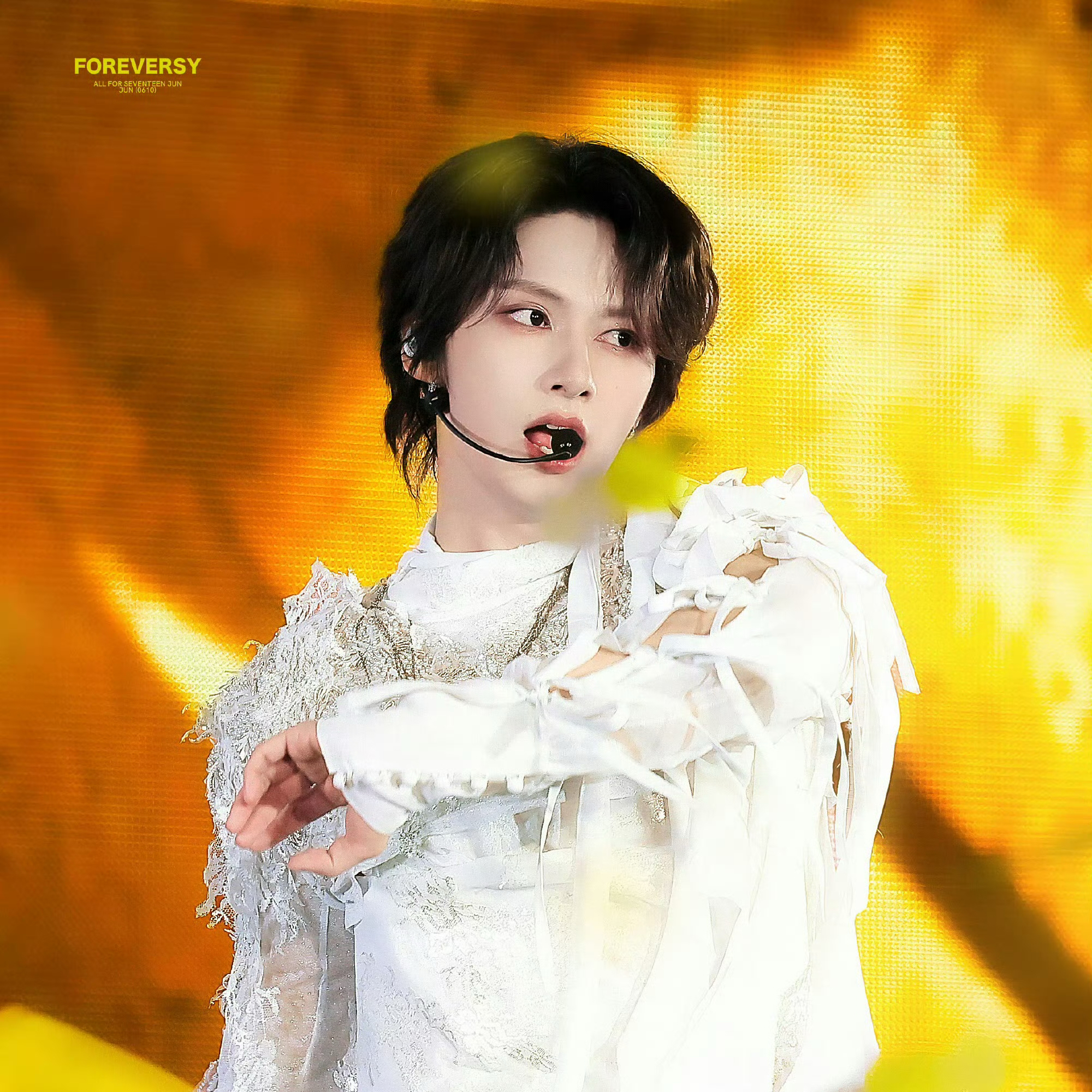 Latest photo of Jun (SEVENTEEN)