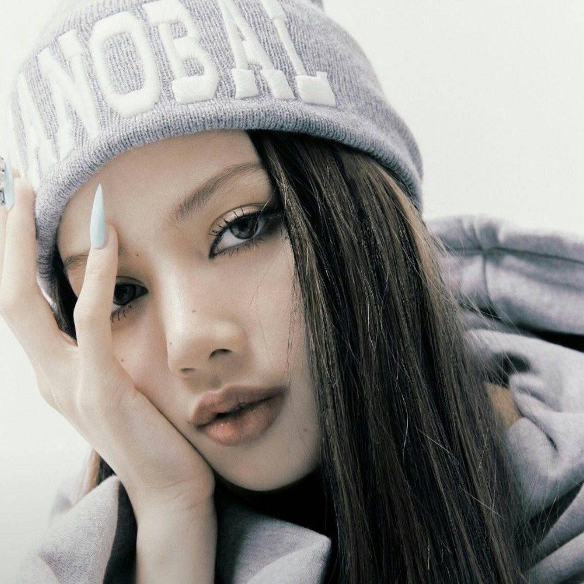 Momen yang diabadikan oleh penggemar Lisa (BLACKPINK)