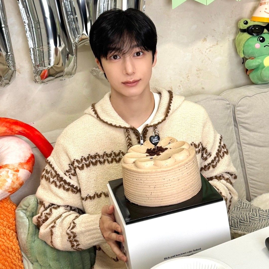 亨元 (MONSTA X)的最新照片