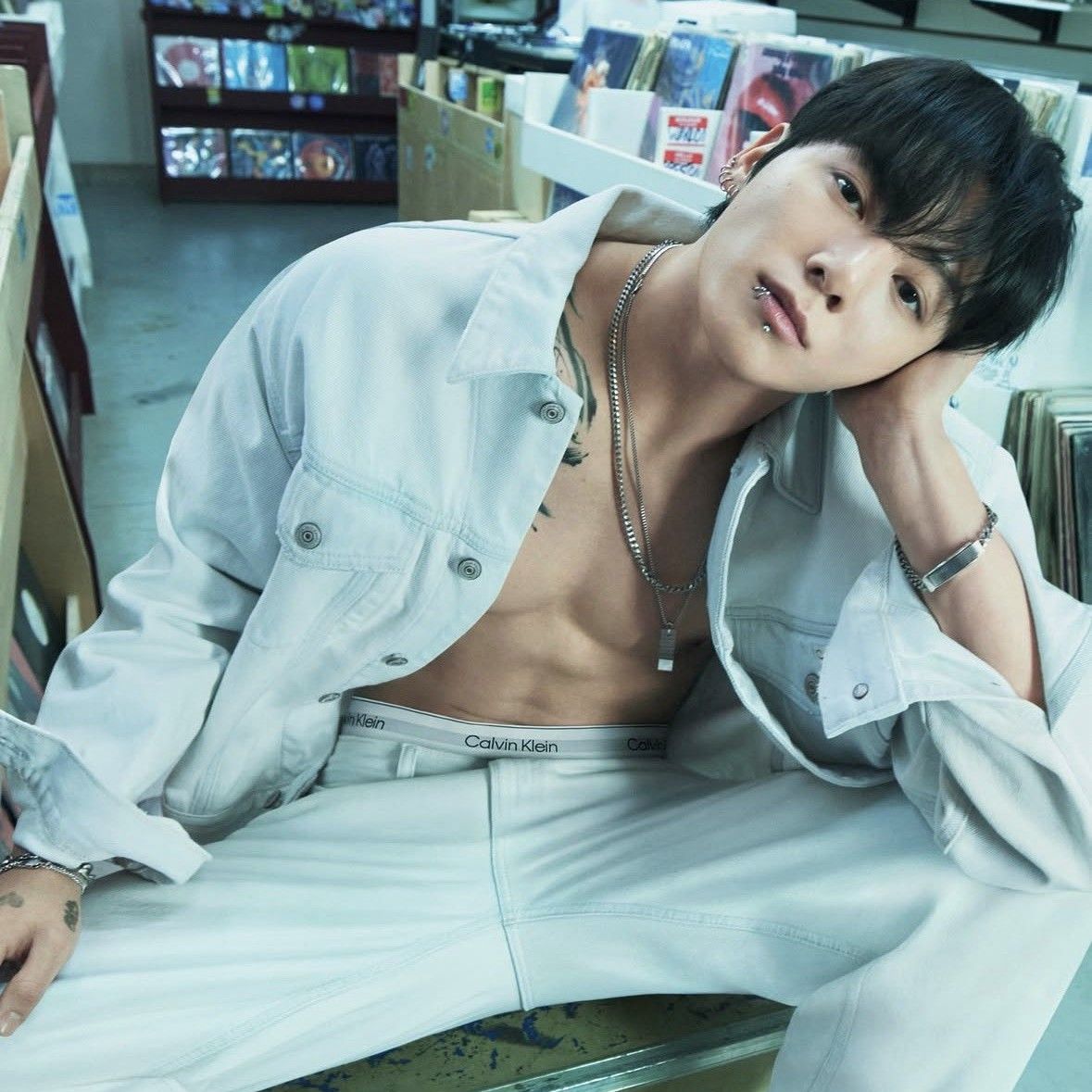 정국 (방탄소년단)의 최신 사진