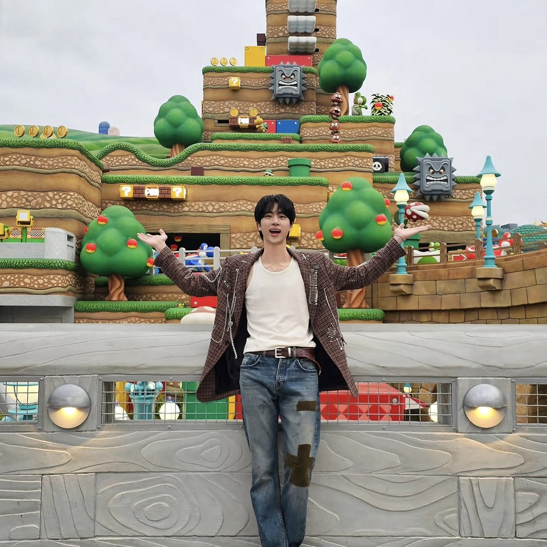 Potret di balik layar Jin (BTS)