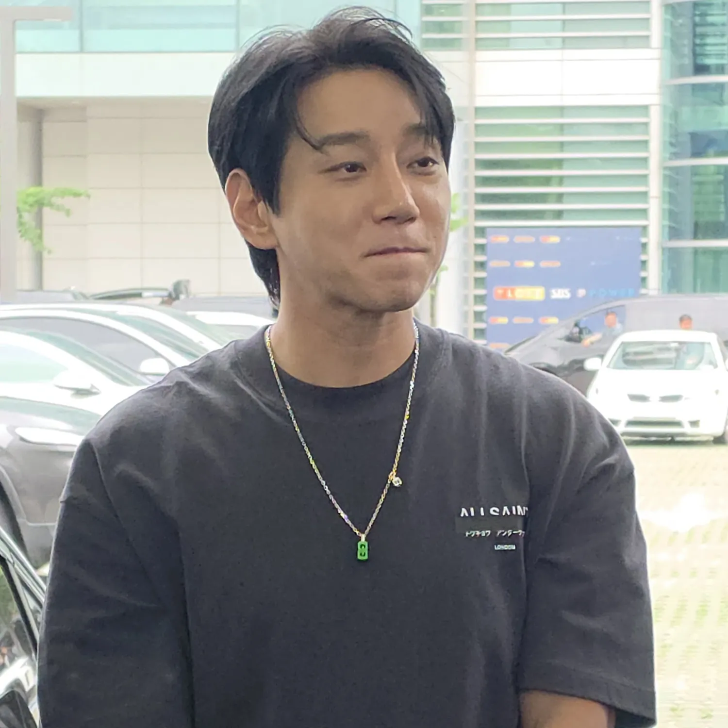 Latest photo of Hwang Chiyeol