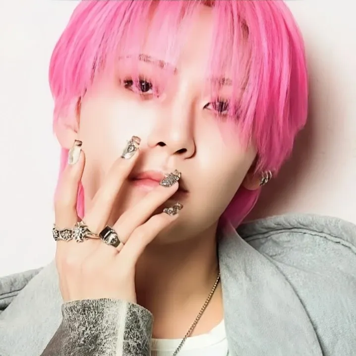 川尻蓮 (JO1)的最新照片