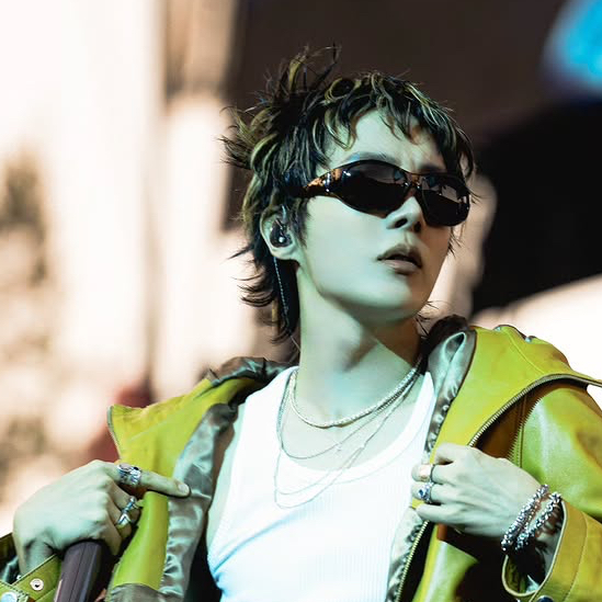 Momen yang diabadikan oleh penggemar j-hope (BTS)