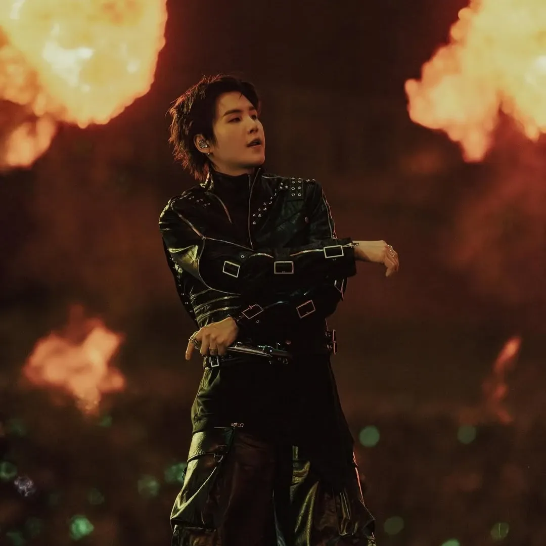 Potret di balik layar SUGA (BTS)