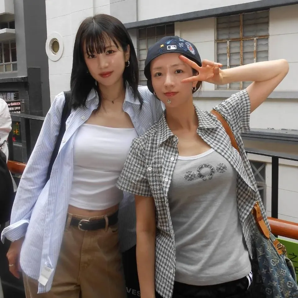 Recent activity shot of Park Chorong (Apink)