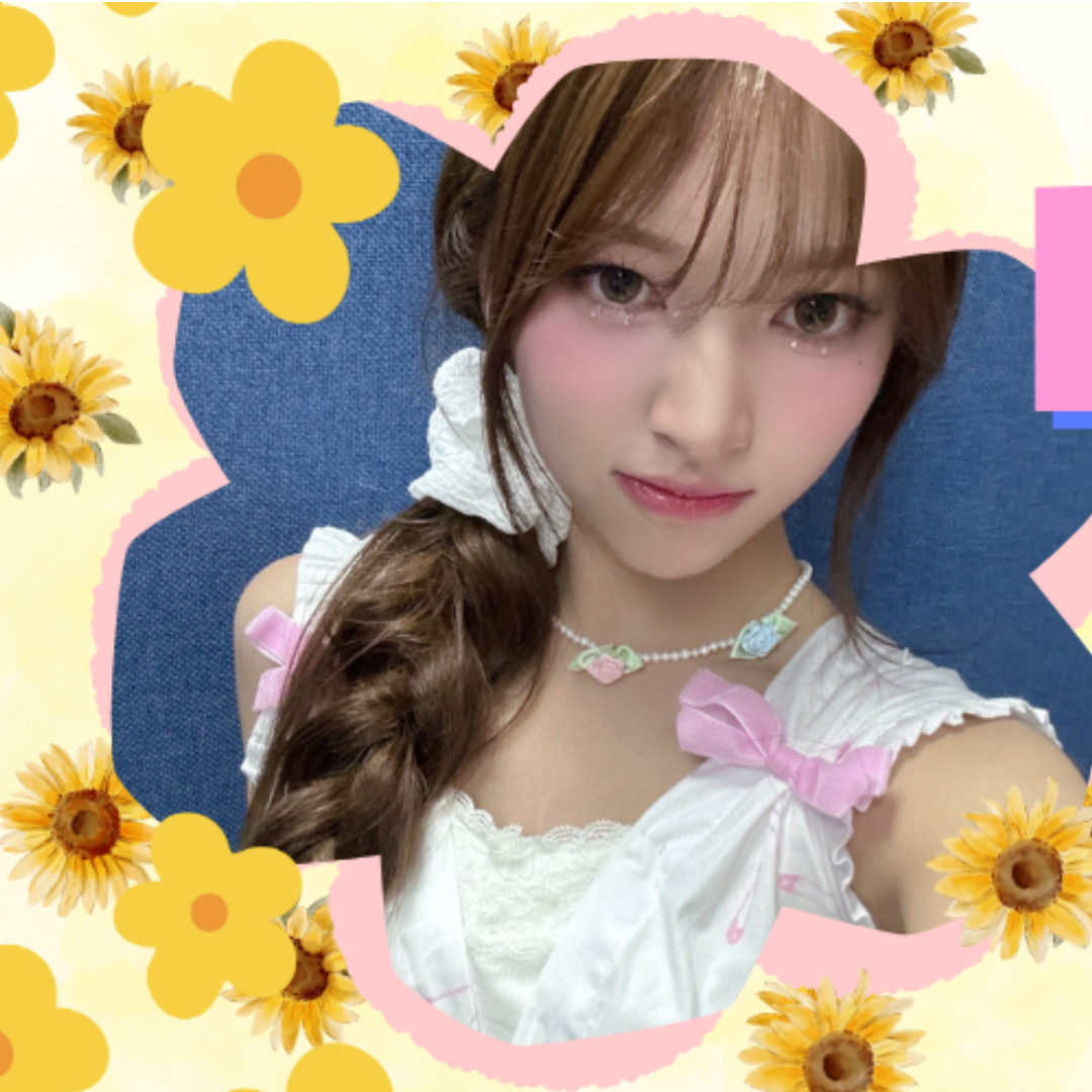 A moment captured by May (RESCENE)'s fan