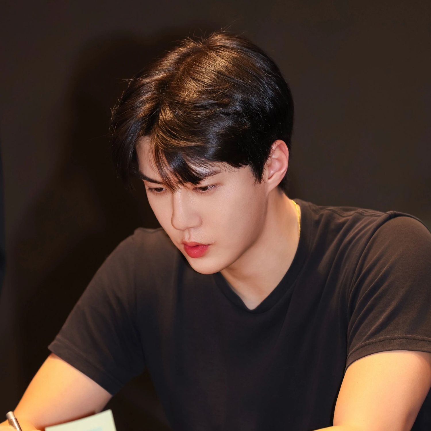 세훈 (EXO)의 비하인드 컷