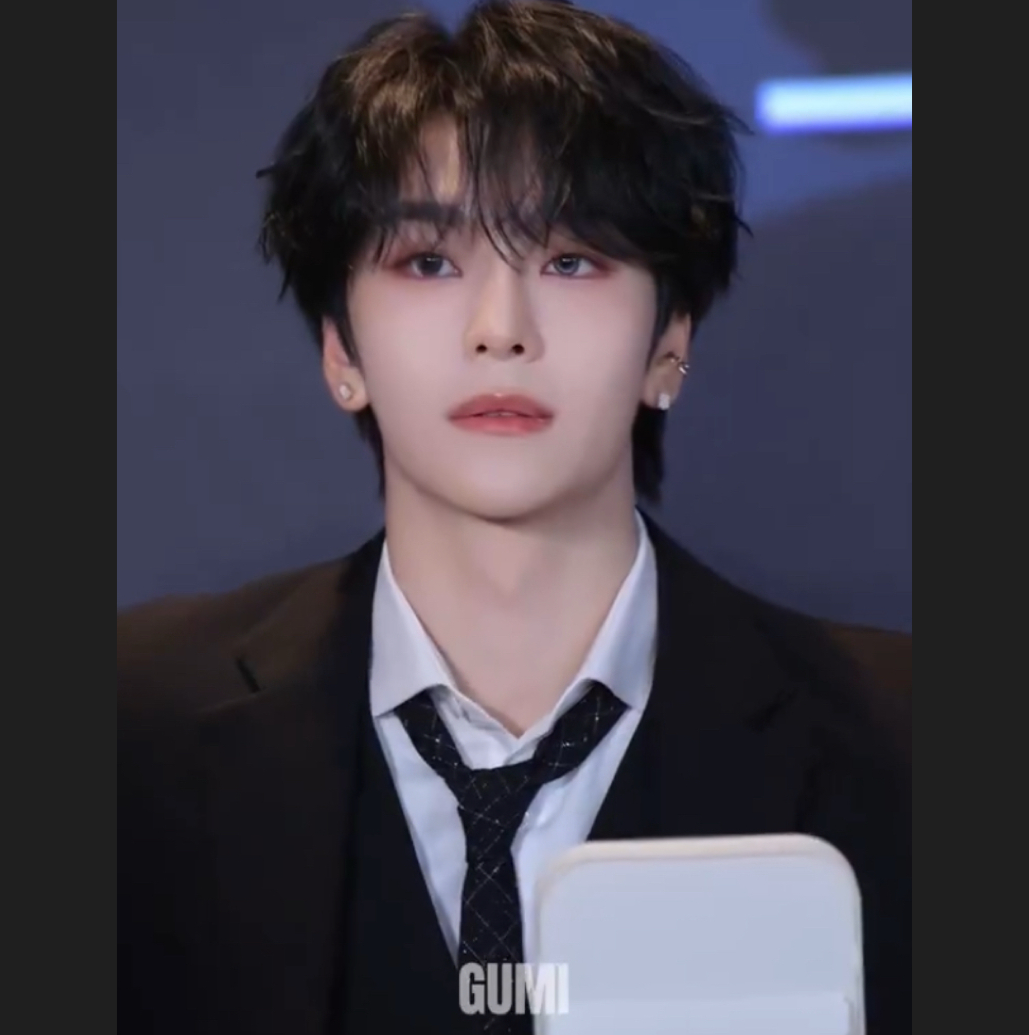 Behind-the-scenes cut of He Xinlong (ALPHA DRIVE ONE)