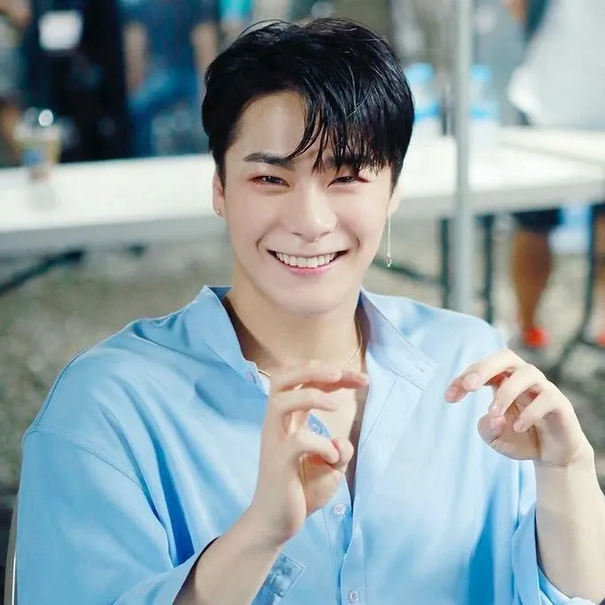 Recent activity shot of Moonbin (ASTRO)