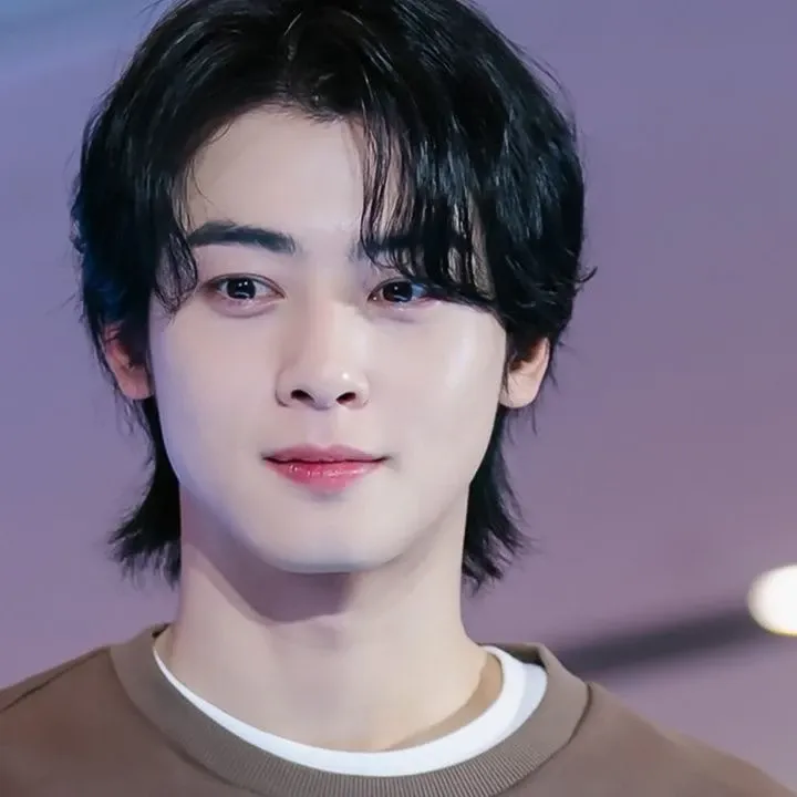 A moment captured by Eunwoo (ASTRO)'s fan